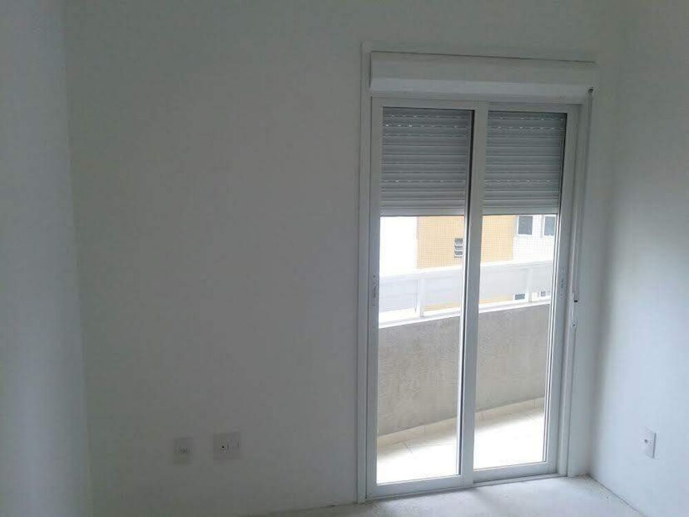 Apartamento para alugar com 3 quartos, 104m² - Foto 2