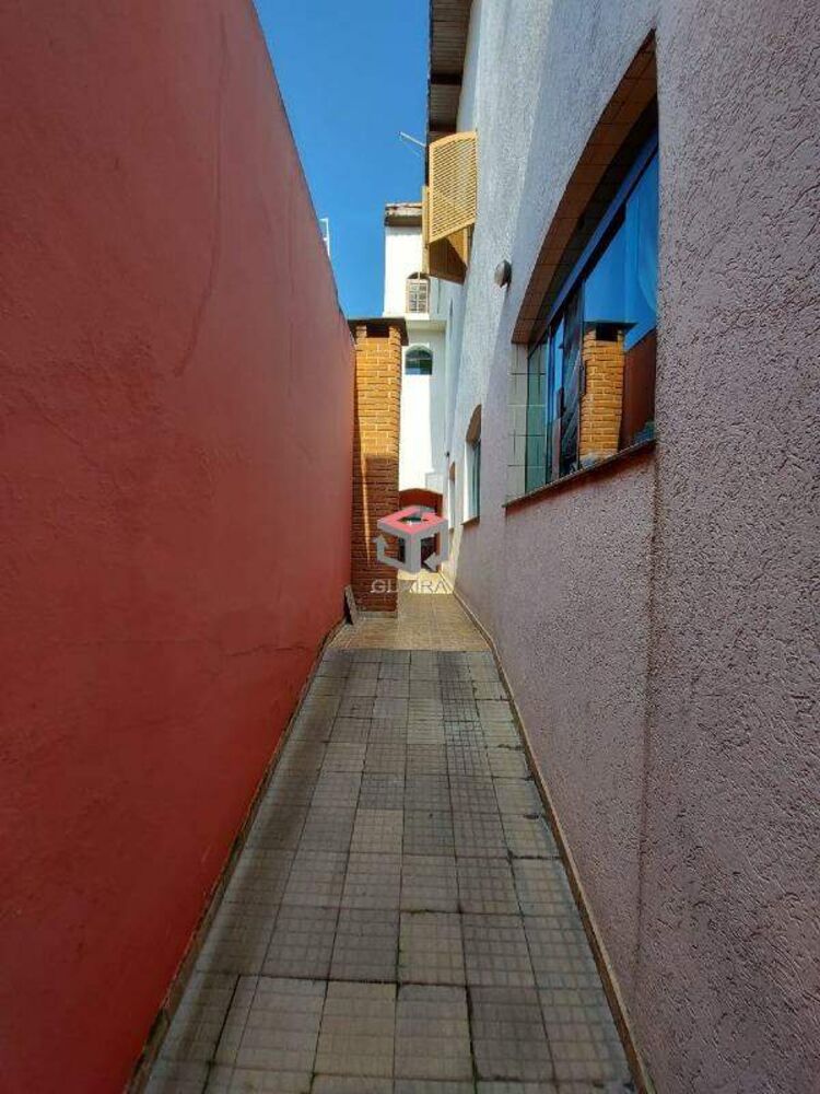 Sobrado à venda com 3 quartos, 315m² - Foto 2