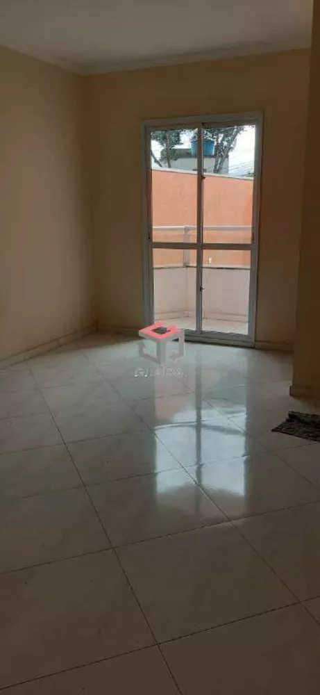 Apartamento à venda com 3 quartos, 94m² - Foto 2