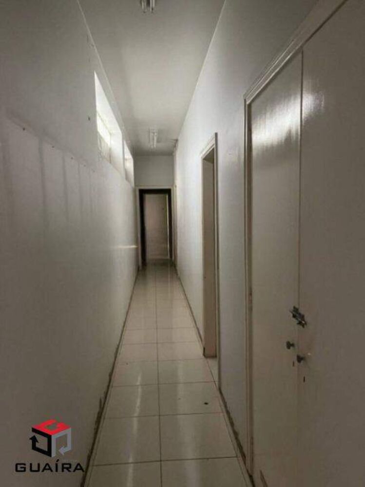 Casa Comercial para alugar com 3 quartos, 800m² - Foto 4