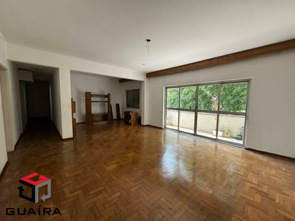 Apartamento à venda com 3 quartos, 227m² - Foto 1