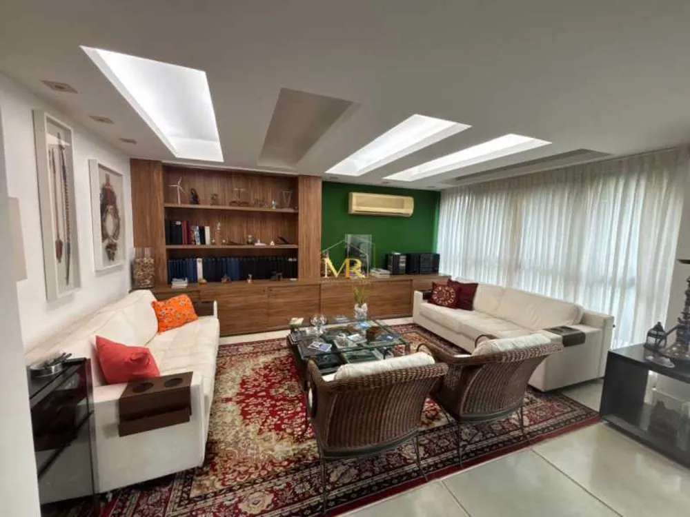 Cobertura, 3 quartos, 305 m² - Foto 1