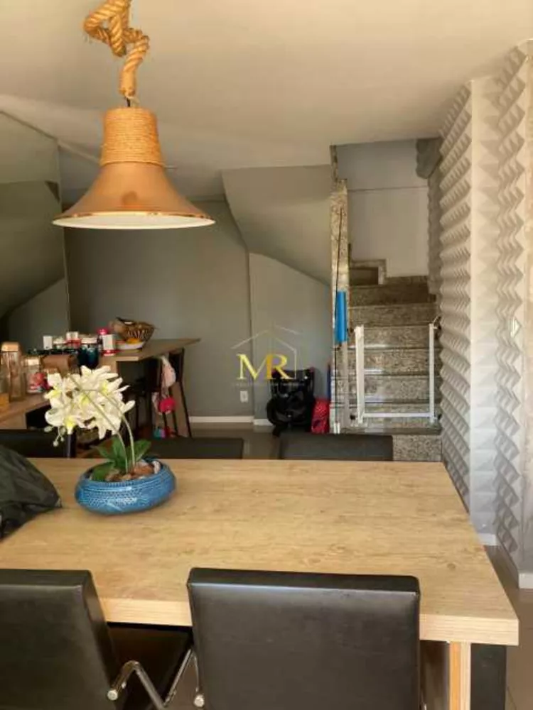 Cobertura, 3 quartos, 195 m² - Foto 3