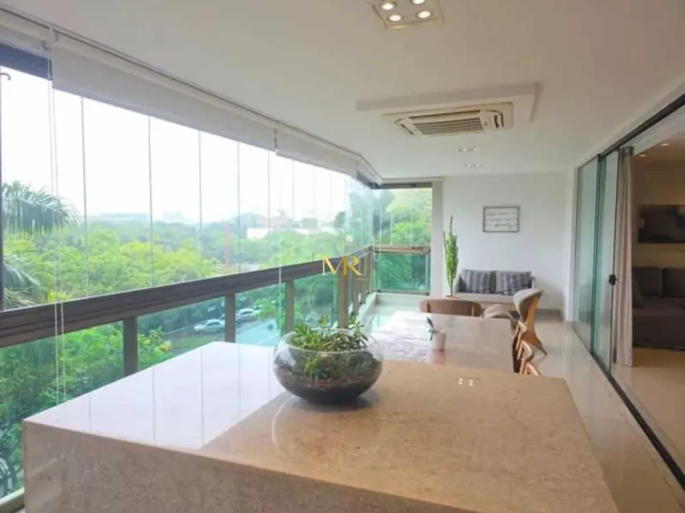 Apartamento, 4 quartos, 256 m² - Foto 1