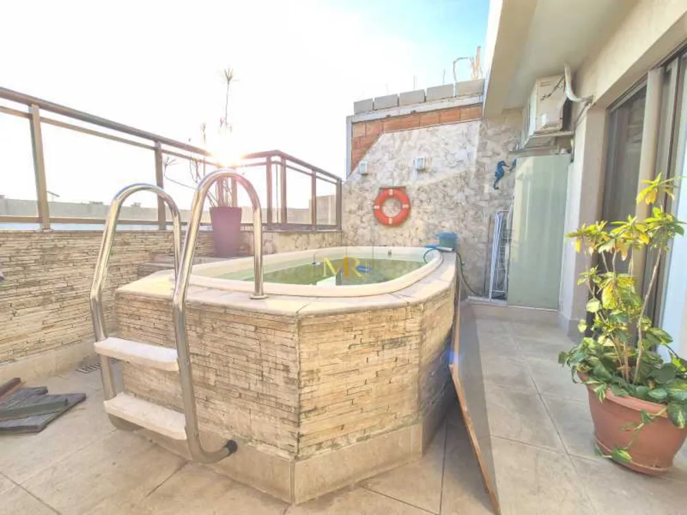 Cobertura, 3 quartos, 145 m² - Foto 1
