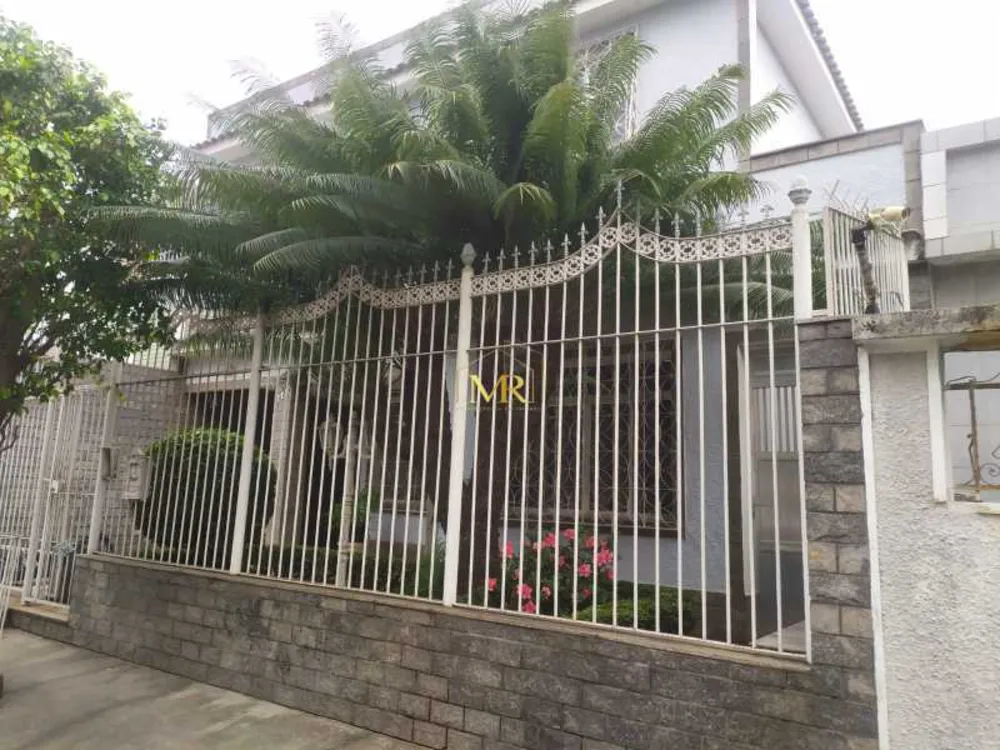Casa, 4 quartos, 252 m² - Foto 2