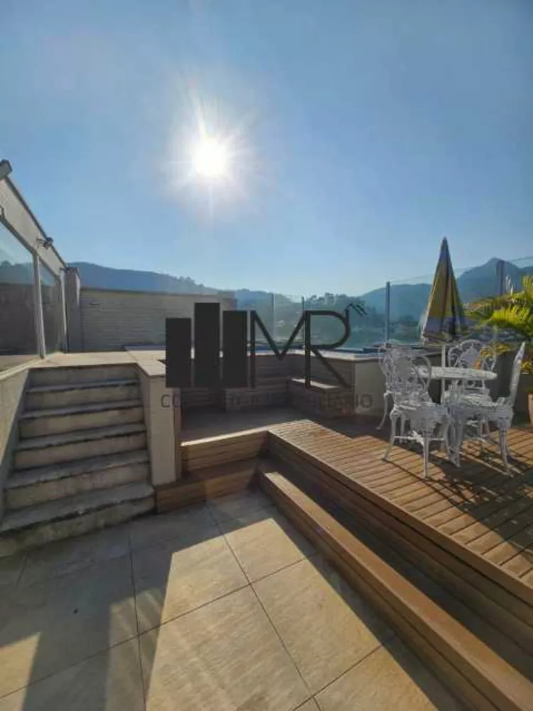 Cobertura, 3 quartos, 250 m² - Foto 3