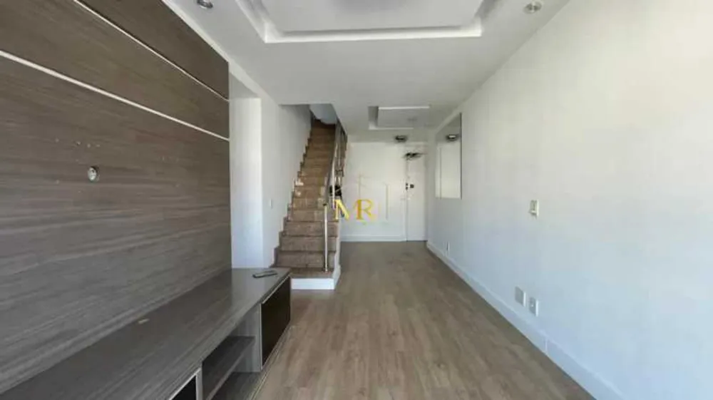 Cobertura, 3 quartos, 165 m² - Foto 2