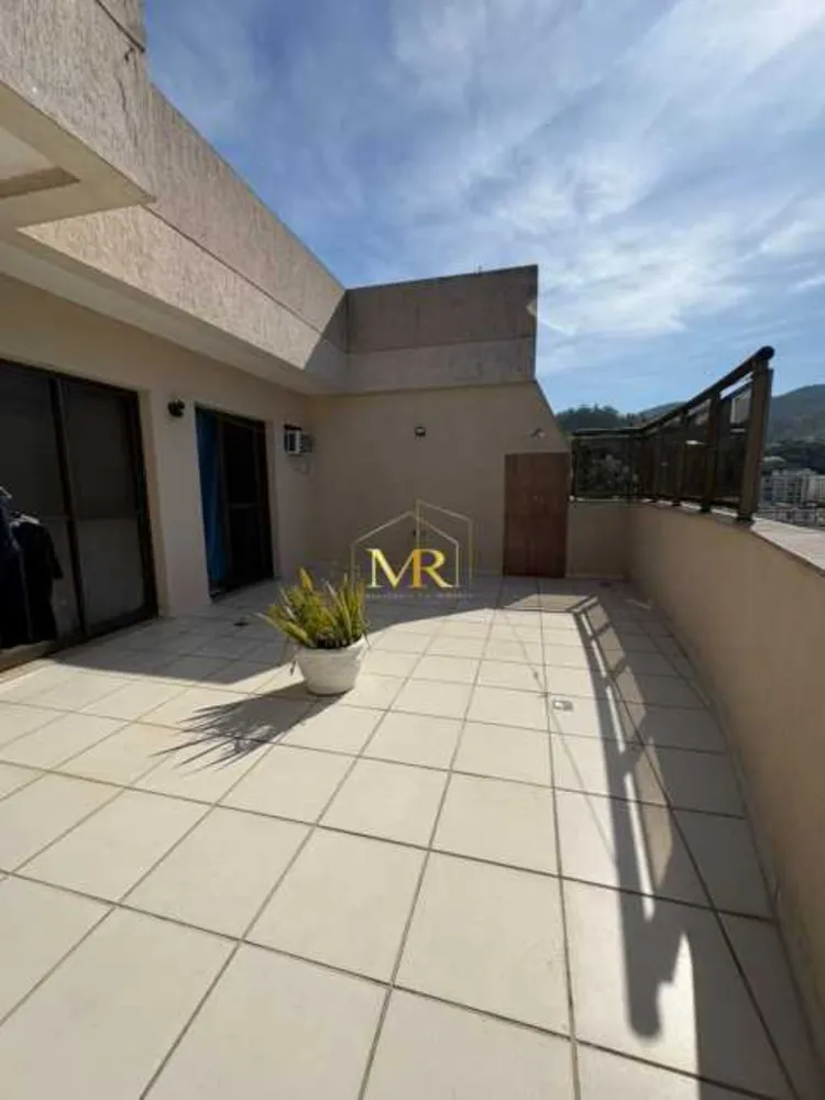 Cobertura, 3 quartos, 179 m² - Foto 2