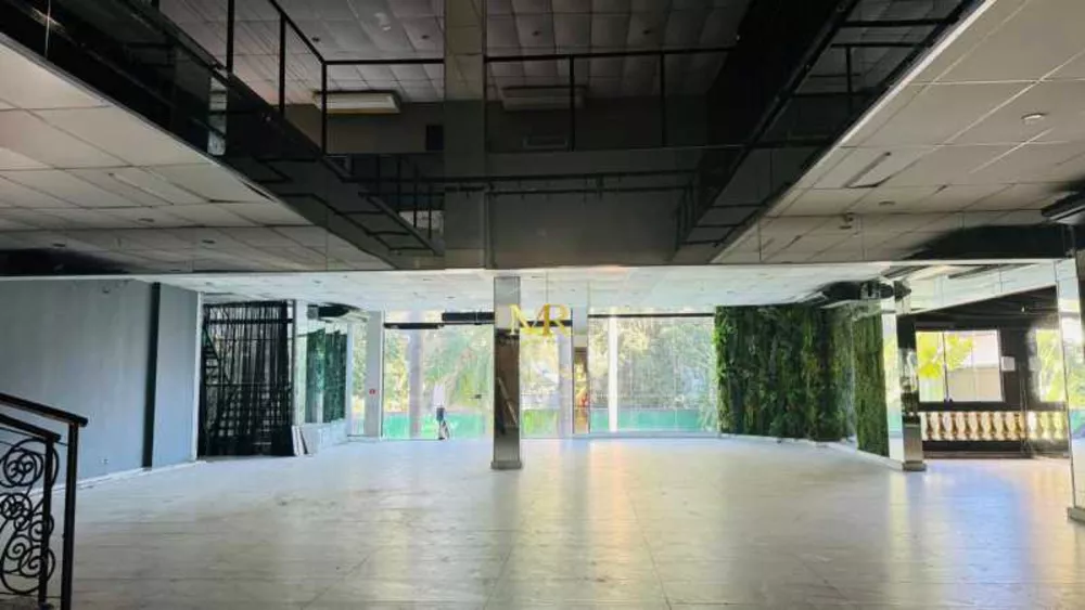 Loja-Salão, 900 m² - Foto 1