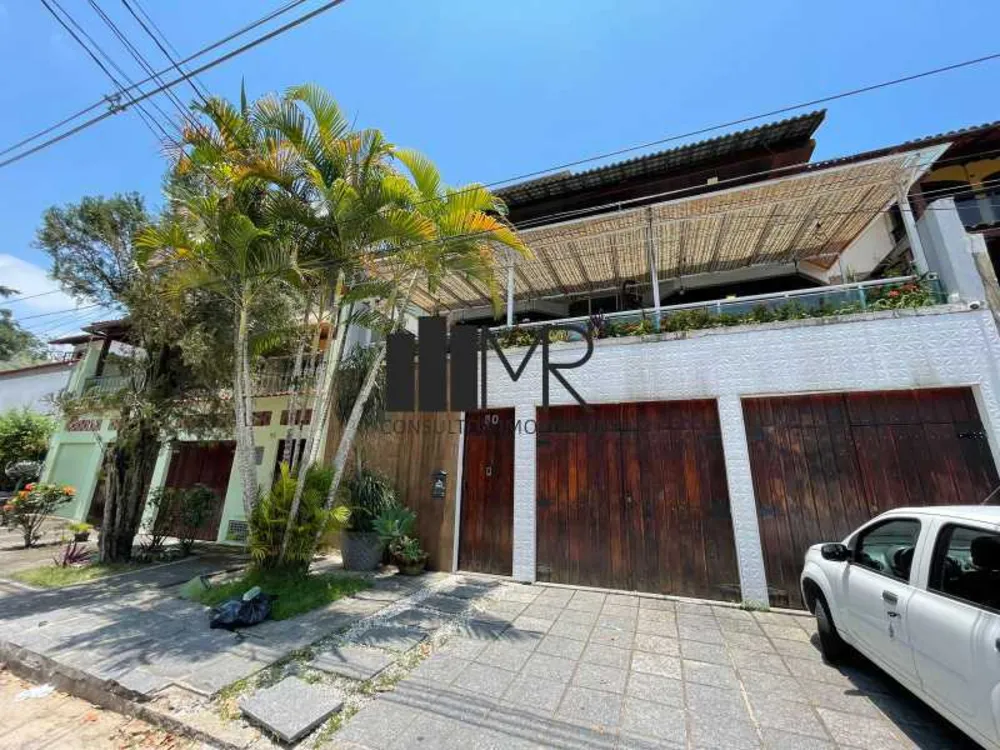 Casa, 4 quartos, 363 m² - Foto 1