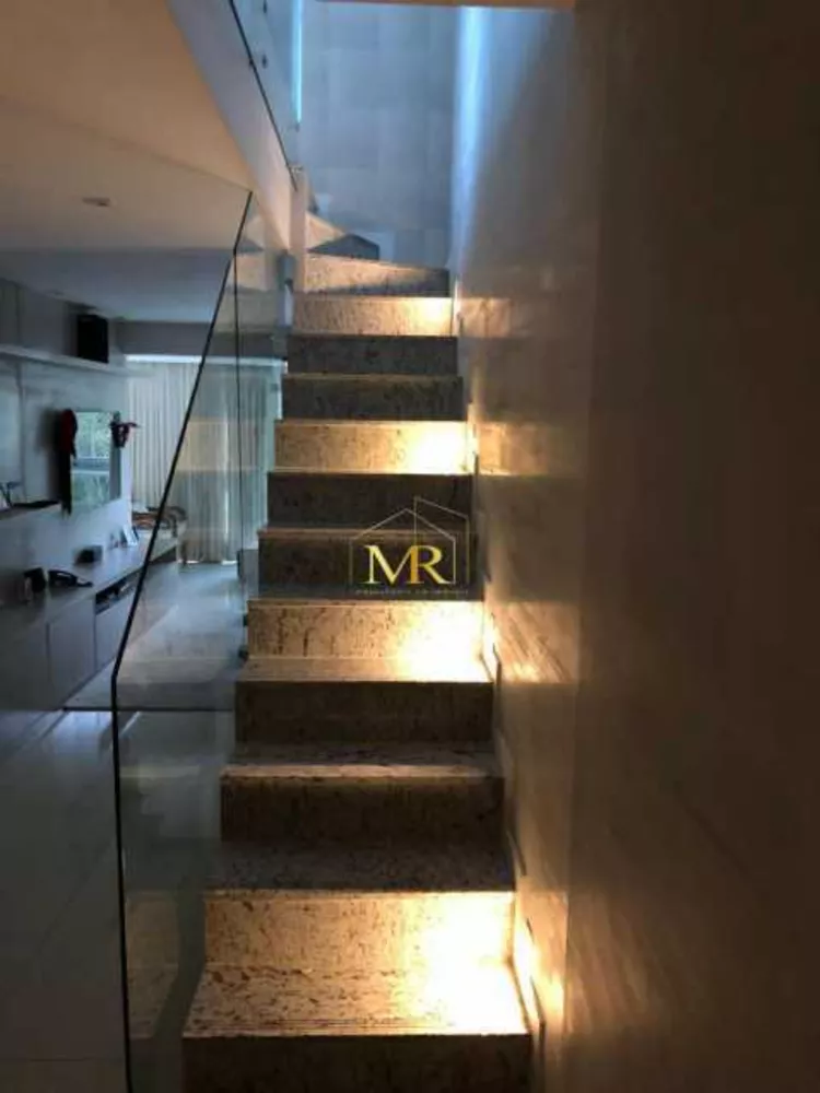 Cobertura, 4 quartos, 232 m² - Foto 8