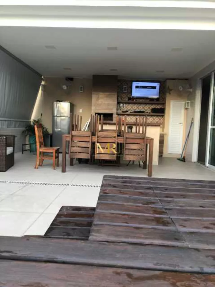 Cobertura, 4 quartos, 232 m² - Foto 2