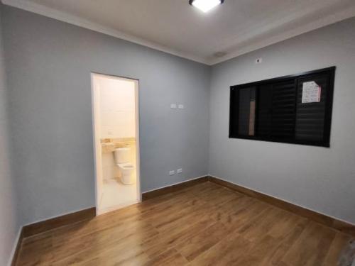 Casa à venda com 3 quartos, 125m² - Foto 2