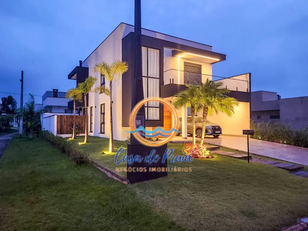 Casa, 3 quartos, 220 m² - Foto 1