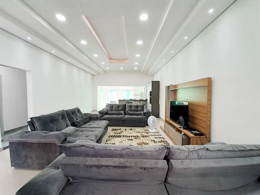 Casa, 3 quartos, 200 m² - Foto 2