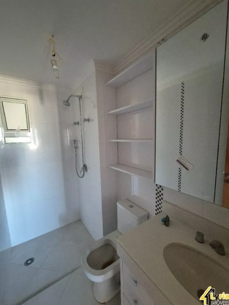 Apartamento para alugar com 3 quartos, 101m² - Foto 12