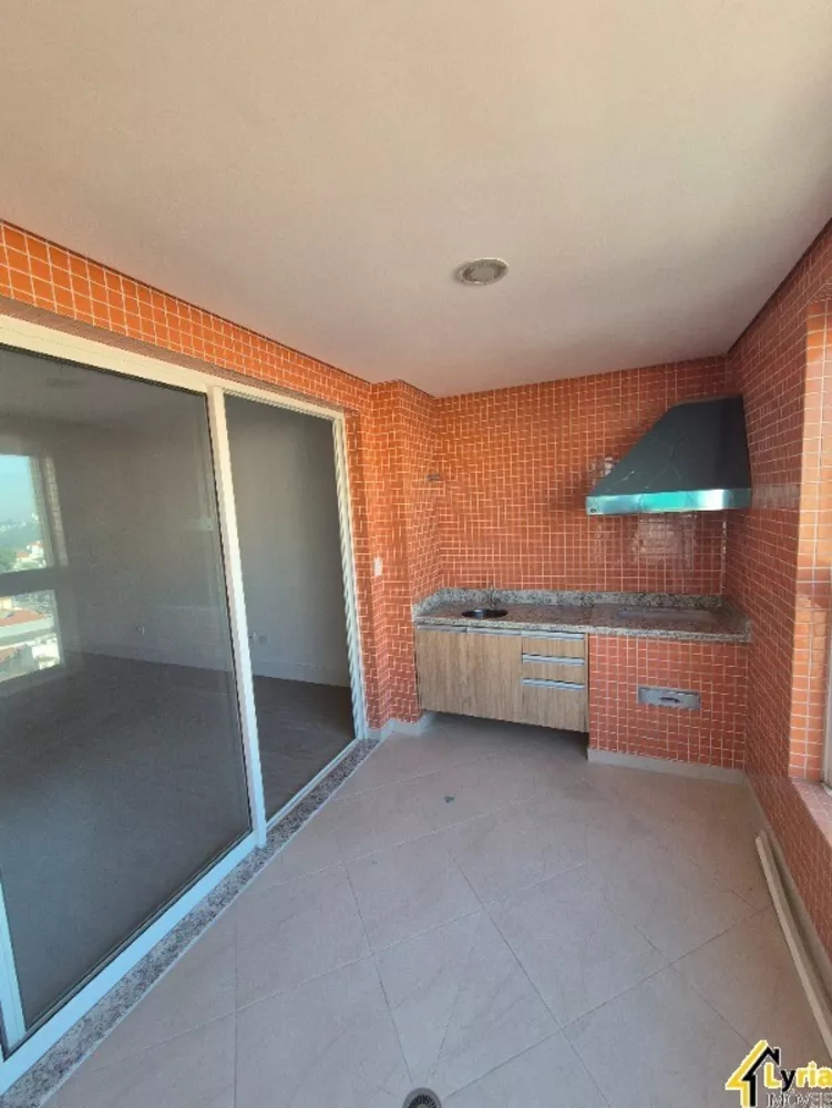 Apartamento para alugar com 3 quartos, 101m² - Foto 1