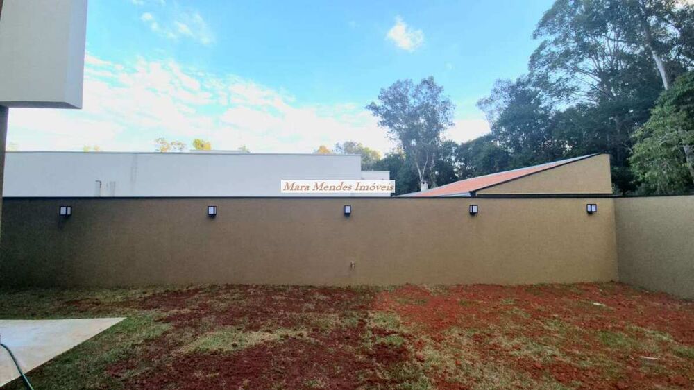 Casa para alugar com 3 quartos, 220m² - Foto 8