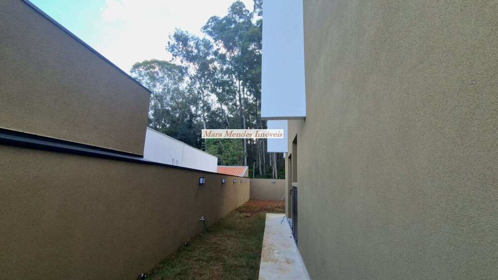Casa para alugar com 3 quartos, 220m² - Foto 3