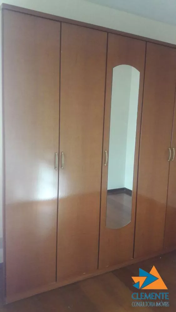 Apartamento à venda com 3 quartos, 105m² - Foto 11