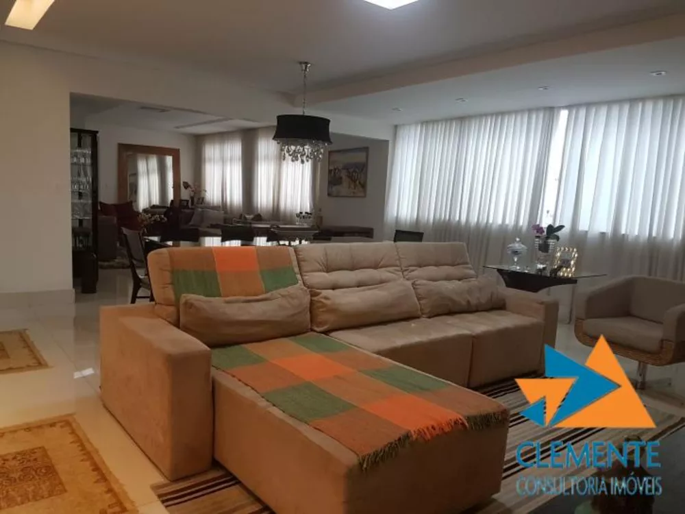 Apartamento à venda com 4 quartos, 210m² - Foto 3