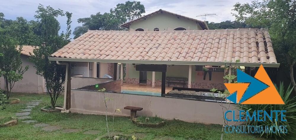 Casa de Condomínio à venda com 5 quartos, 200m² - Foto 6