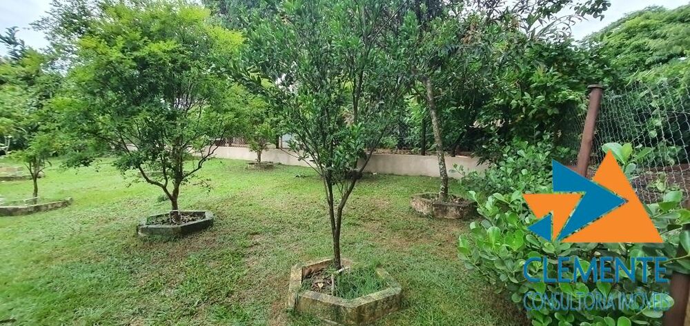 Casa de Condomínio à venda com 5 quartos, 200m² - Foto 8