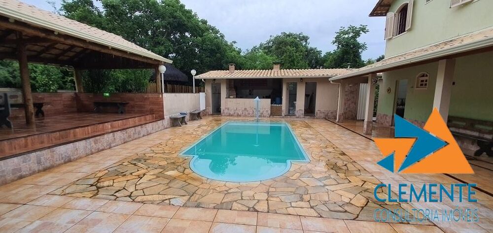 Casa de Condomínio à venda com 5 quartos, 200m² - Foto 5