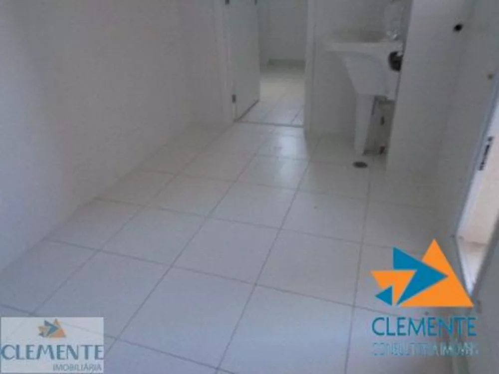 Apartamento à venda com 4 quartos, 220m² - Foto 4