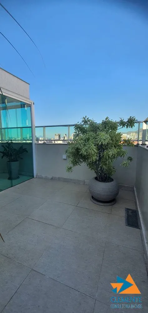 Cobertura, 3 quartos, 240 m² - Foto 4