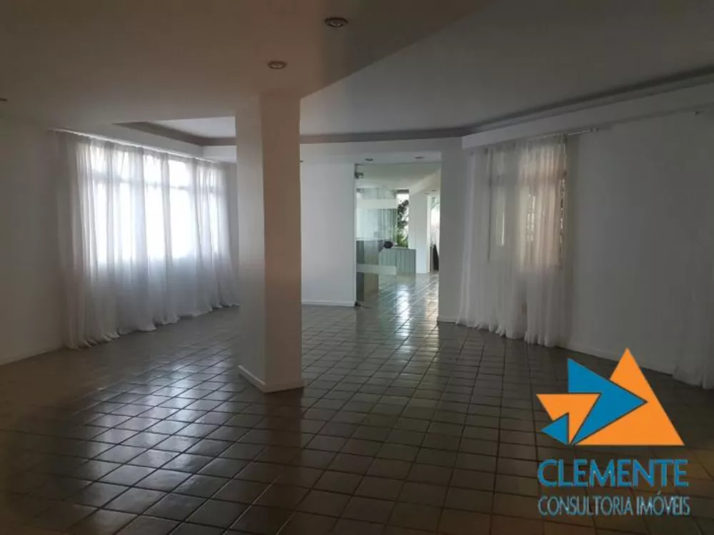 Apartamento à venda com 4 quartos, 140m² - Foto 1