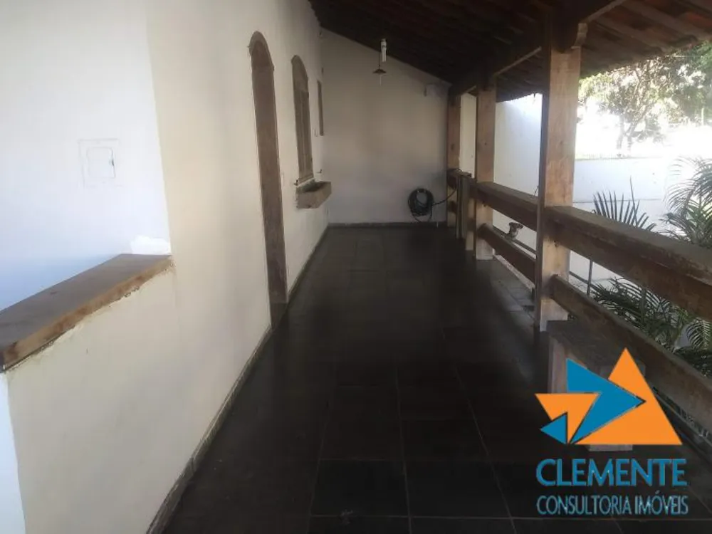 Casa, 6 quartos, 250 m² - Foto 11