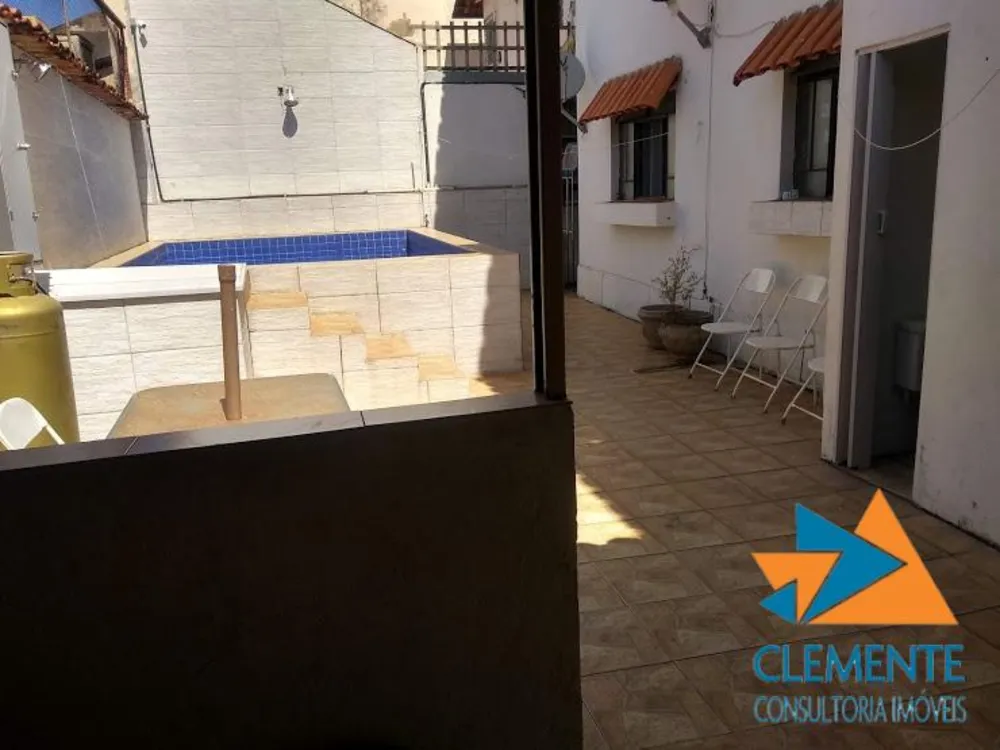 Casa, 6 quartos, 250 m² - Foto 13