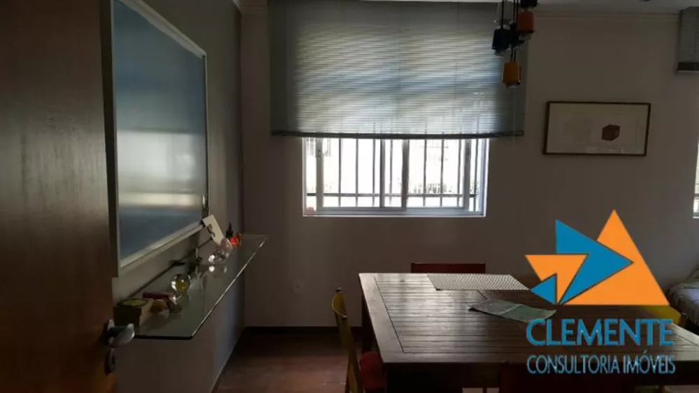 Apartamento à venda com 3 quartos, 98m² - Foto 2