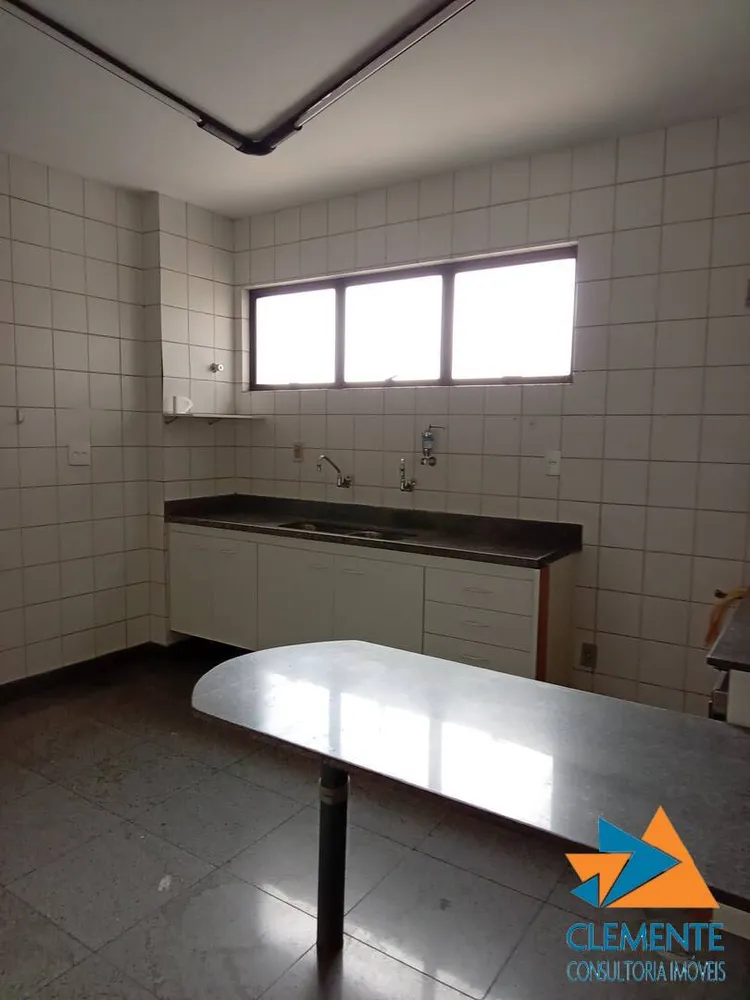 Apartamento, 3 quartos, 200 m² - Foto 4