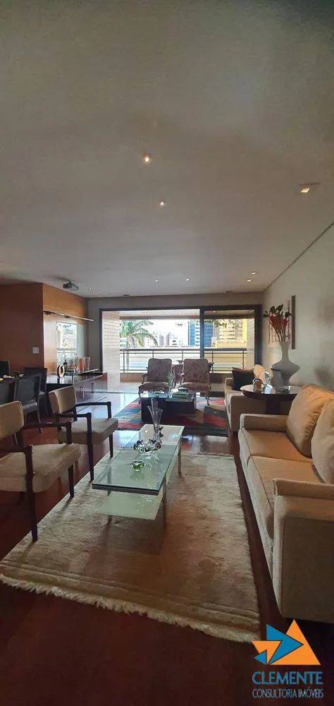 Apartamento, 4 quartos, 195 m² - Foto 2