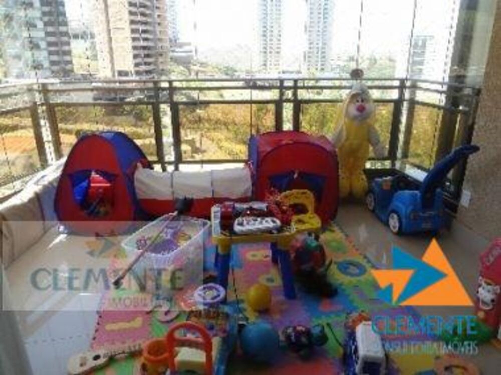Apartamento à venda com 4 quartos, 220m² - Foto 9