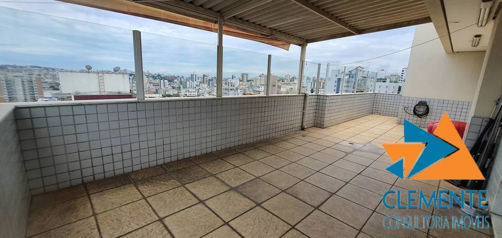 Cobertura à venda com 4 quartos, 180m² - Foto 2