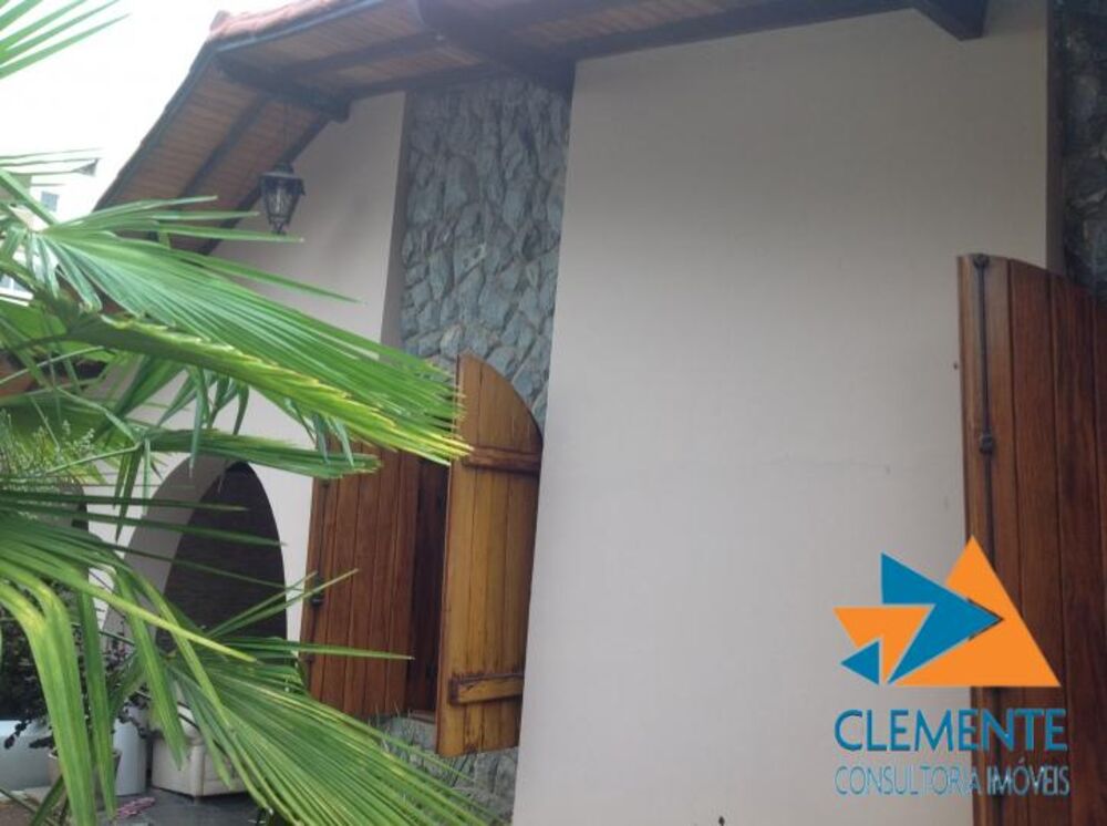 Casa, 7 quartos, 350 m² - Foto 2