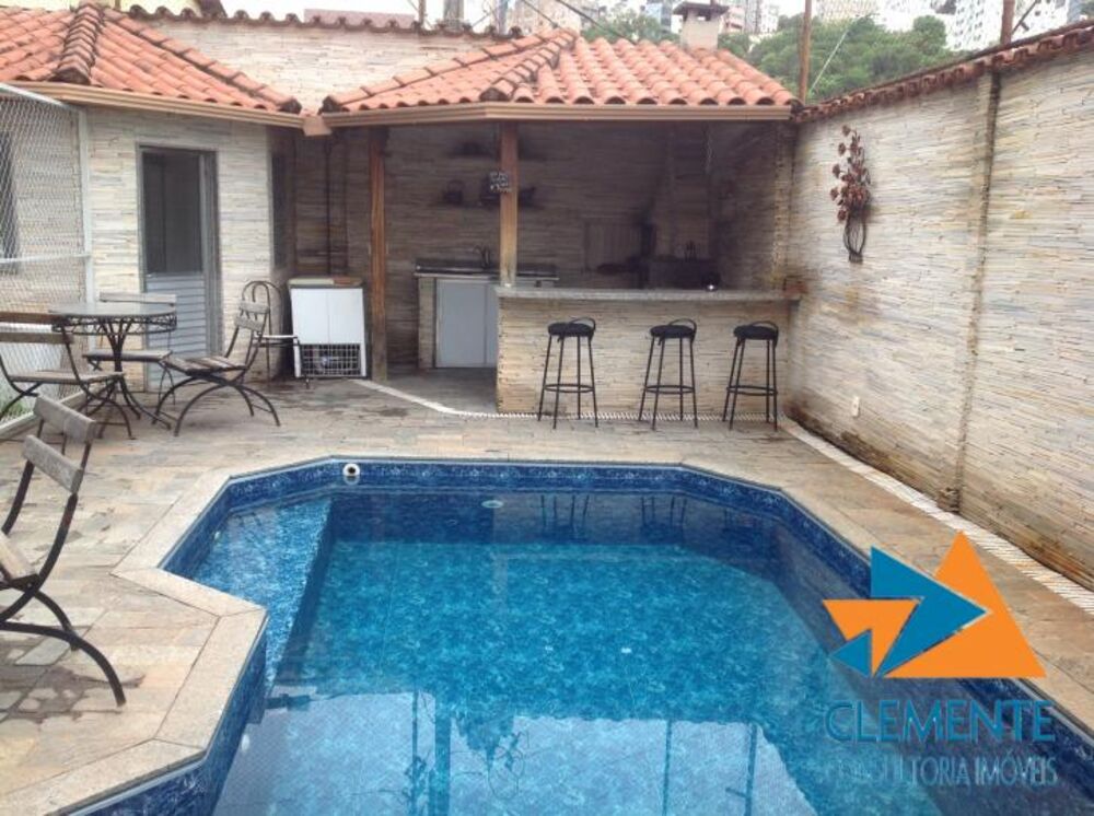 Casa, 7 quartos, 350 m² - Foto 1