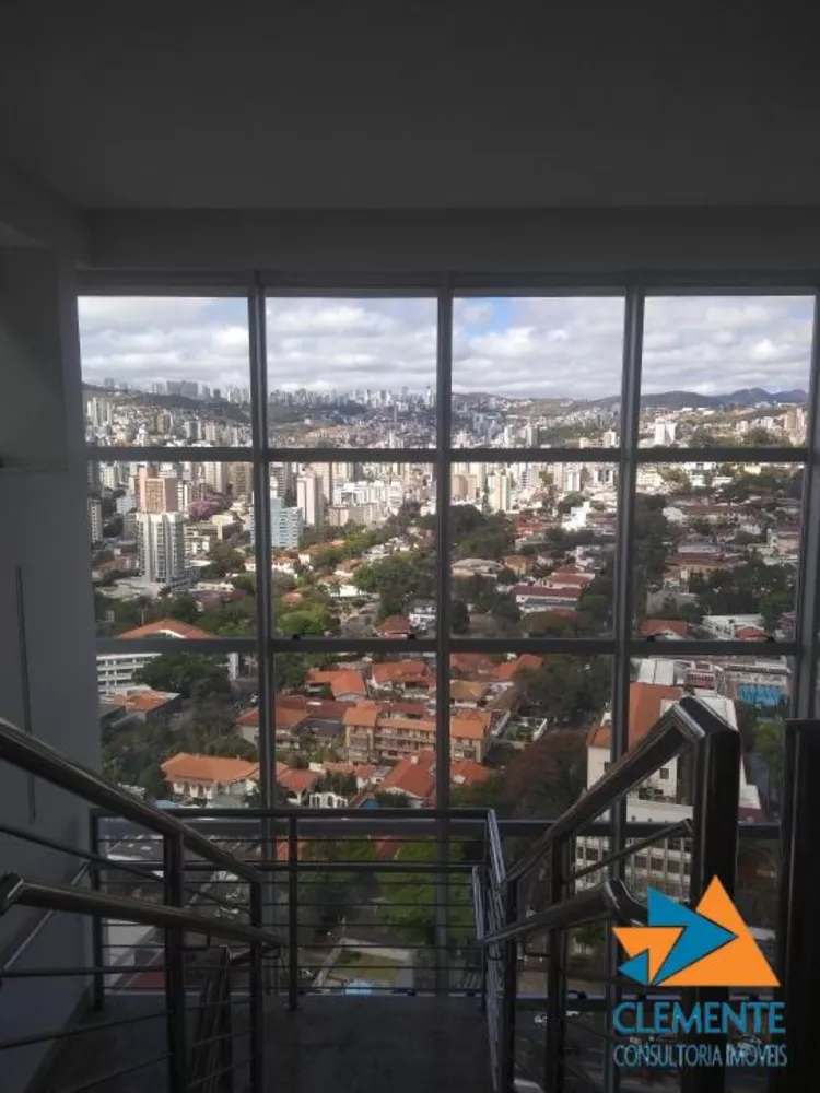 Apartamento à venda com 4 quartos, 273m² - Foto 2