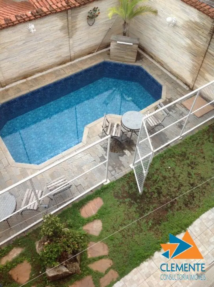 Casa, 7 quartos, 350 m² - Foto 1