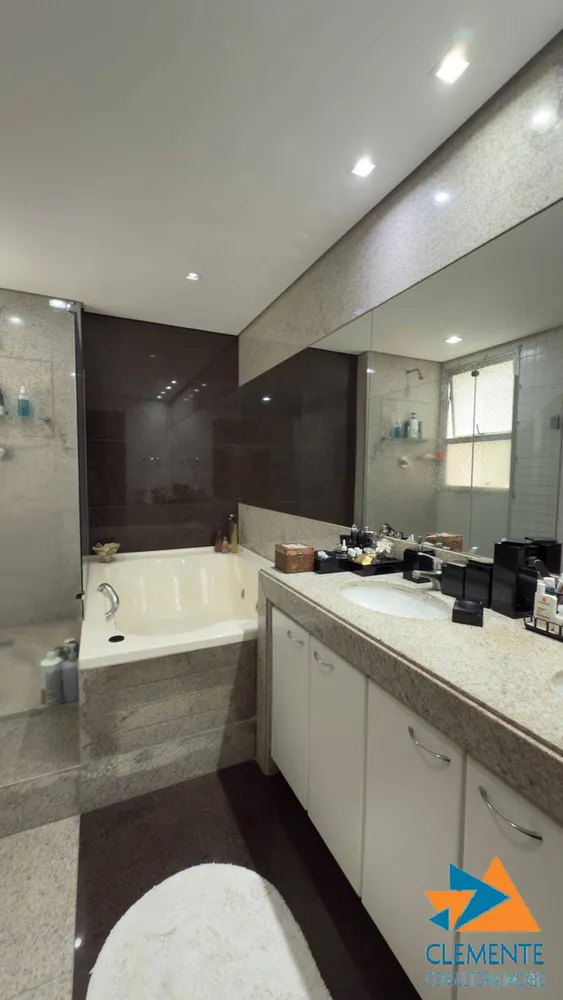 Apartamento, 4 quartos, 230 m² - Foto 9