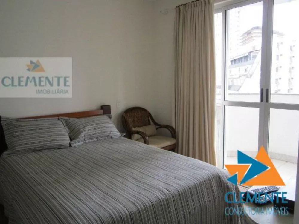 Apartamento à venda com 2 quartos, 70m² - Foto 6