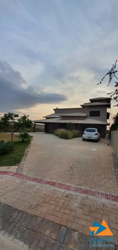 Casa de Condomínio à venda com 6 quartos, 471m² - Foto 6