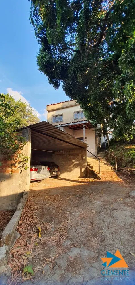 Casa, 2 quartos, 225 m² - Foto 1