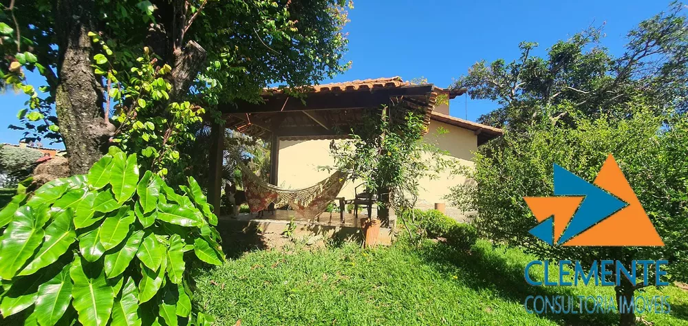 Casa de Condomínio à venda com 4 quartos, 250m² - Foto 4