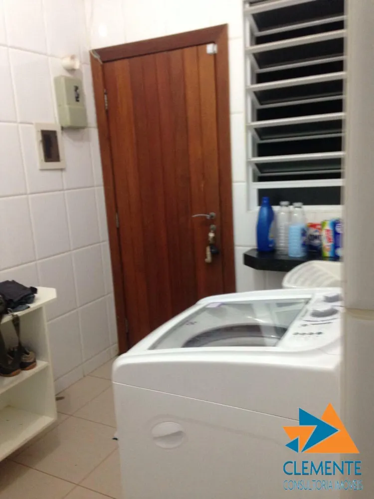 Casa, 6 quartos, 300 m² - Foto 12