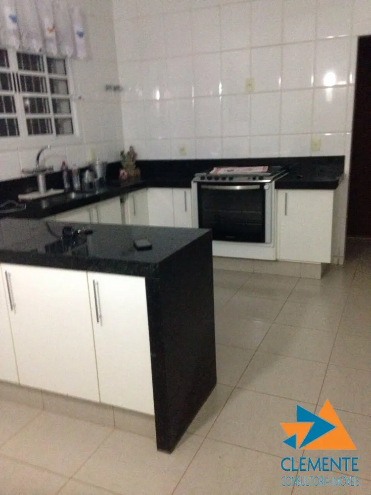 Casa, 6 quartos, 300 m² - Foto 11